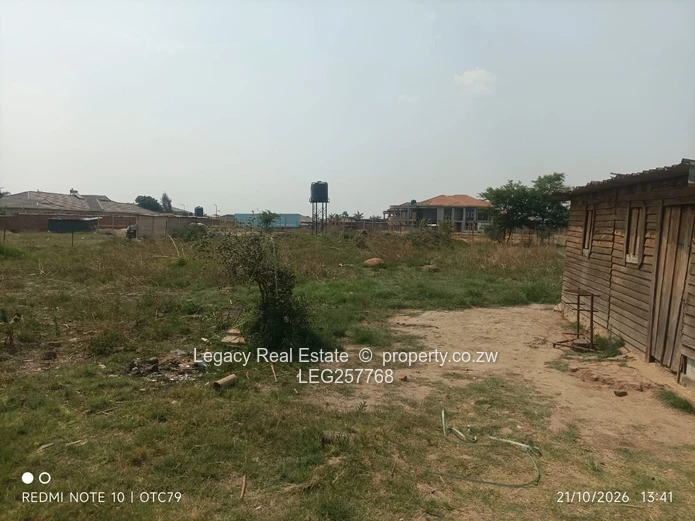 1500m² Sandton Park Stand — Sewered, Mains Water, Gravel Road