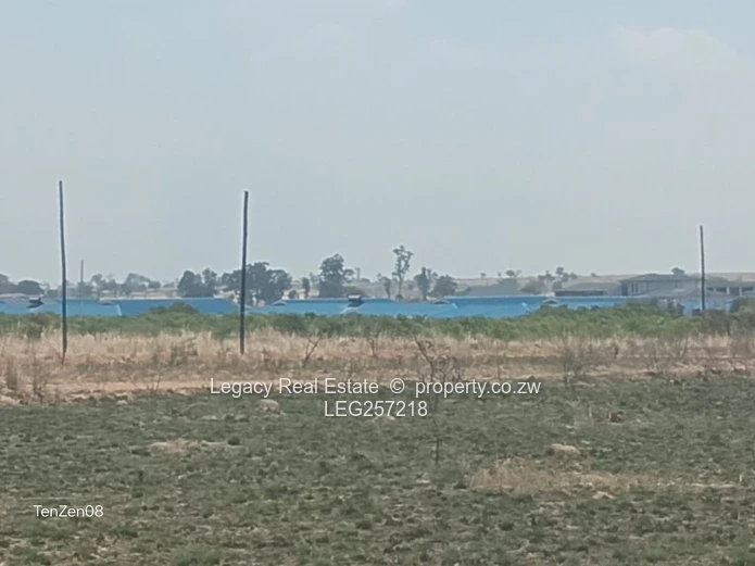 400m² Nyabira Stand — Sewer, Power Poles & Gravel Road