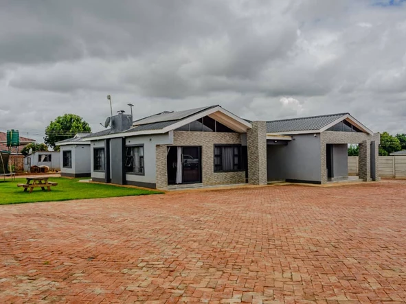 6 Bedroom Townhouse Complex