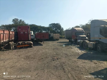 Commercial & Industrial Land