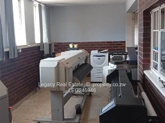 Strategic Warehouse And Office Complex Near Bulawayo CBD,High-Yield Commercial Property For Sale. (Sole Mandate)