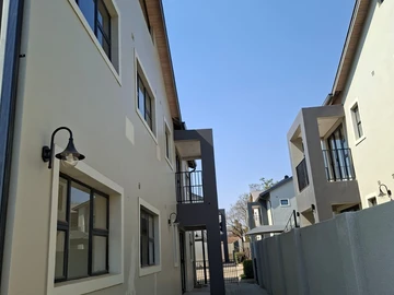 3 Bedroom Garden Flat