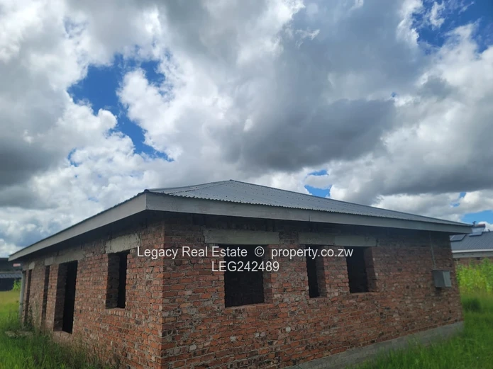Sandton Phase 4 Stand with Cottage Structure