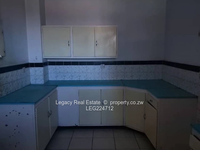 Stirling Heights 2-Bedroom Flat for Rent – Avenues