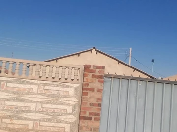3-Bedroom House for Sale in Budiriro, Harare!