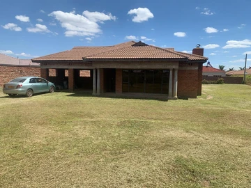 4 Bedroom Townhouse Complex