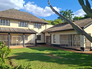 5 Bedroom House