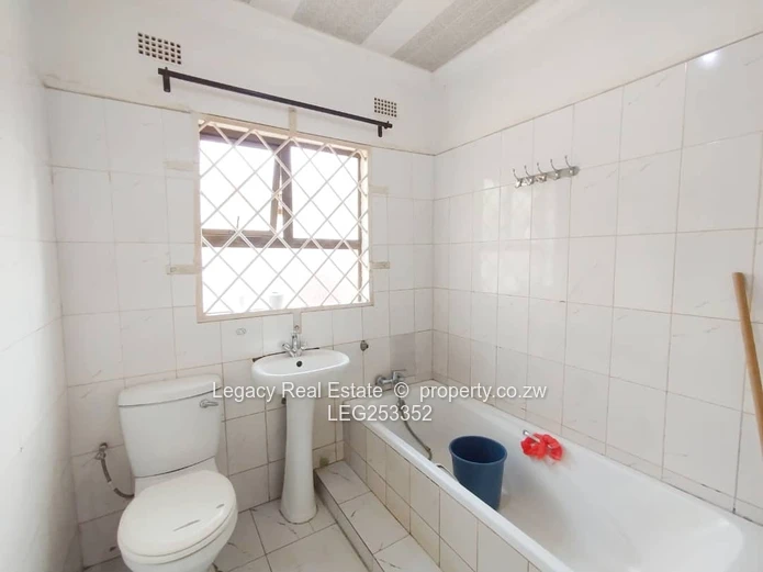 Exceptionally Finished and Palm-lined 4-Bed Bloomingdale Home with Borehole (Sole Mandate)