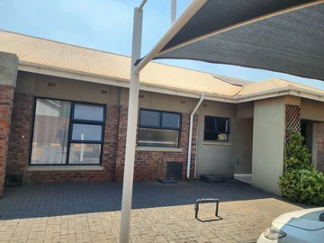 3 Bedroom Townhouse Complex