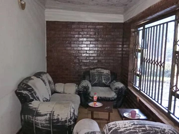 Hotel & Lodge