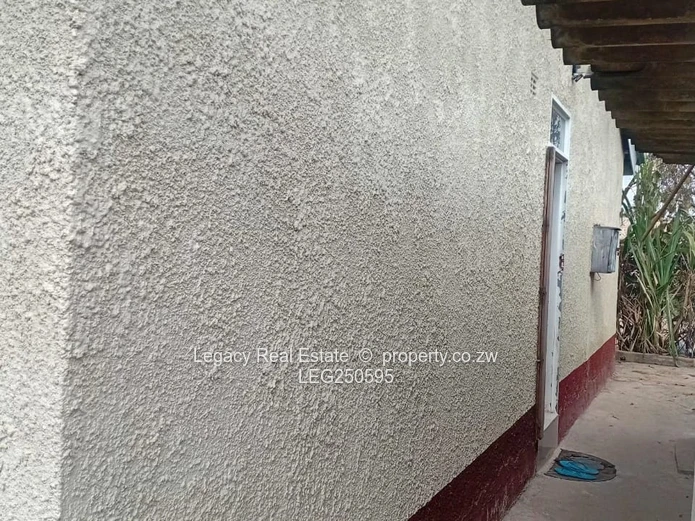 Recently Renovated 5-Bedroom House To Let Near Nice Time Shops