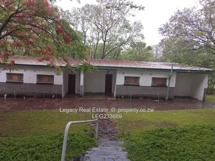 Prime Investment Opportunity along Bulawayo–Victoria Falls Highway