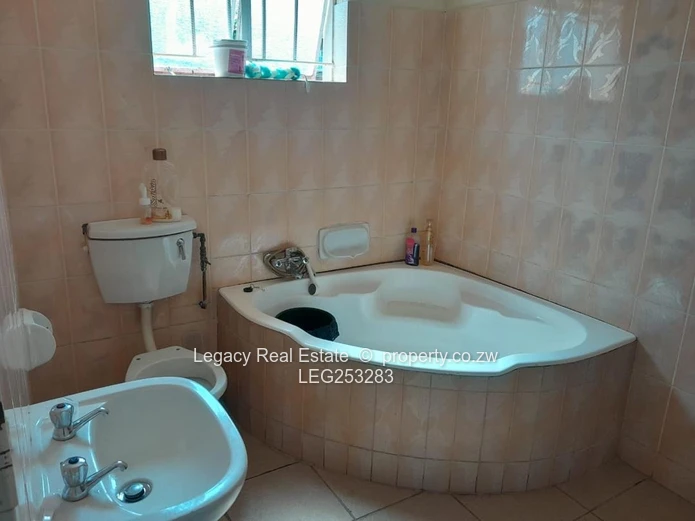 Charlotte Brooke 4-Bed Home with Borehole & Built-Ins (Sole Mandate)