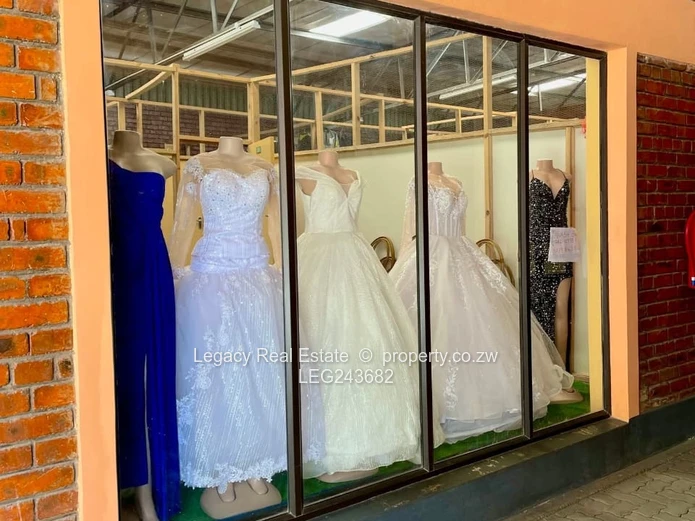 High-Visibility Commercial Property Near Chitungwiza Road