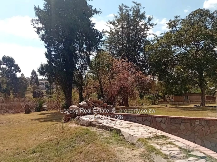 Gated 10.3ha Farm with Barn, Dam & Gravel Road - Marondera