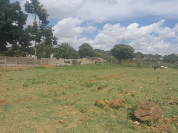 Prime Commercial Land in Cold Comfort, Harare West