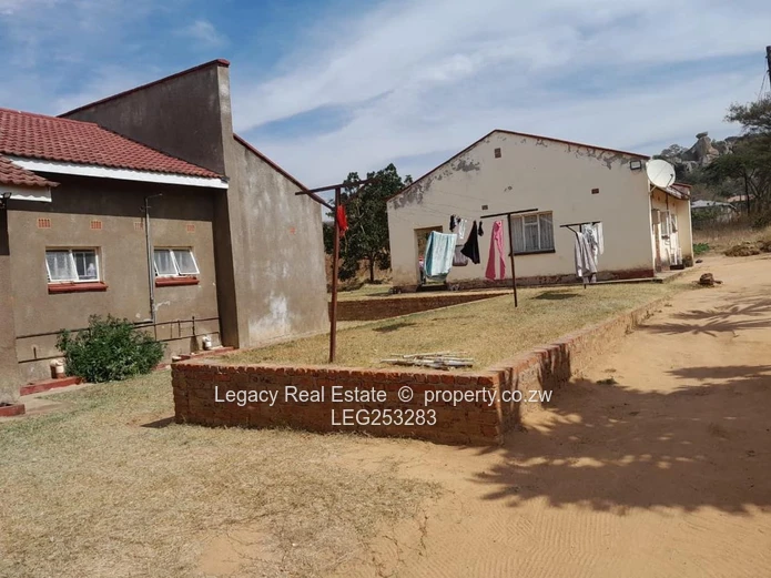 Charlotte Brooke 4-Bed Home with Borehole & Built-Ins (Sole Mandate)