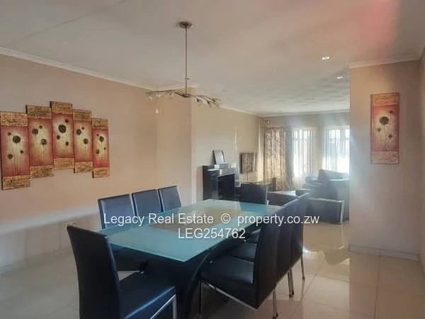 Secure 3-bed Townhouse in Westgate — Solar & Water Tank (Sole Mandate)