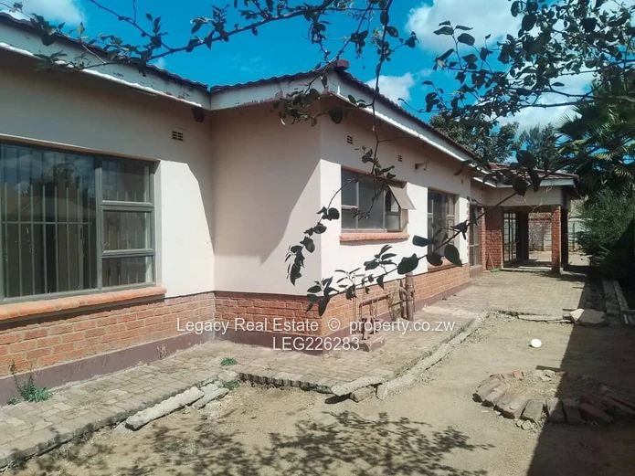 Well-Built Home with Borehole – Westgate Fairview
