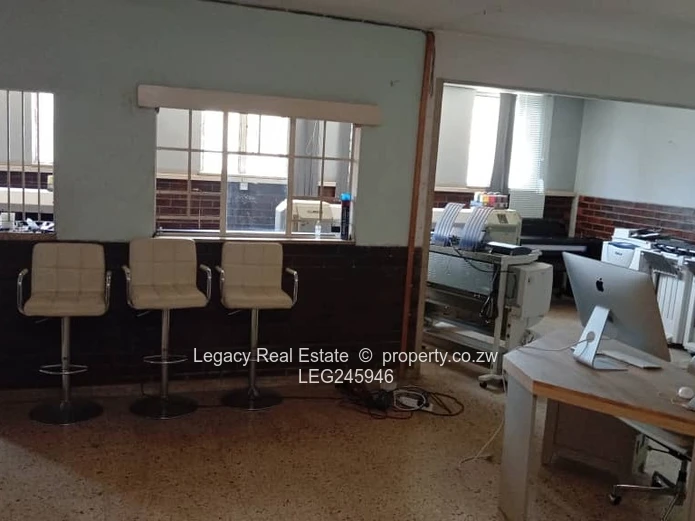 Strategic Warehouse And Office Complex Near Bulawayo CBD,High-Yield Commercial Property For Sale. (Sole Mandate)