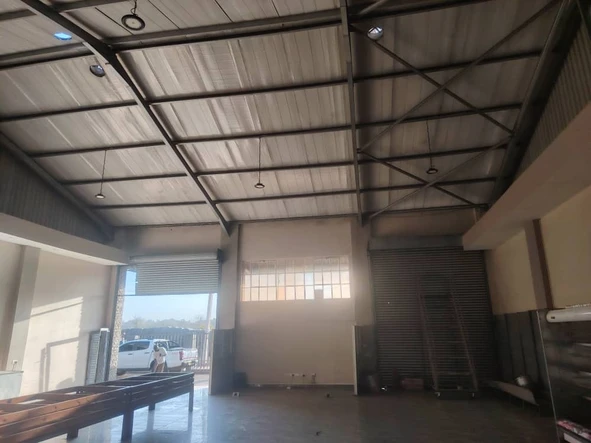 Warehouse & Factory