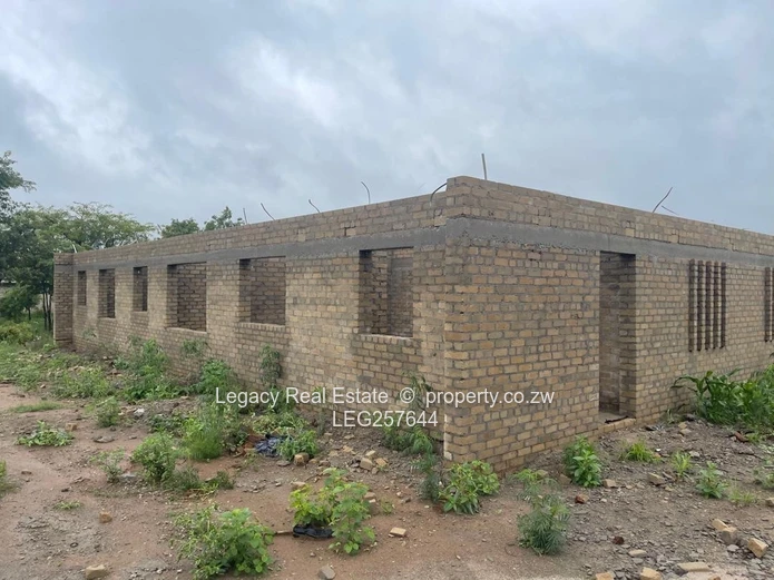 3-Bed Unfinished Brick Home on 1000m² in Chitungwiza