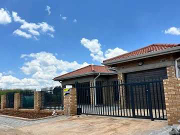 4 Bedroom House
