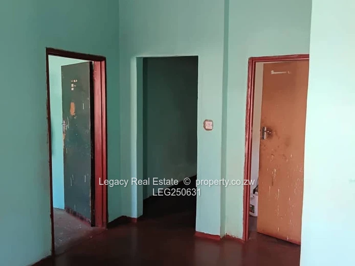 Dzivarasekwa Investment 4-Bed Walled Home with Garden & Verandah (Sole Mandate)