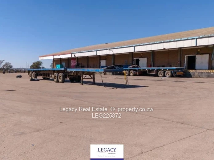 Massive investment in a mature in the heart of sought-after industrial area  (Sole Mandate)
