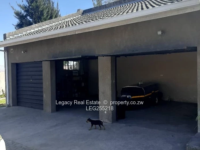 Chadcombe 4BR House for Rent — 2000m² with Borehole (Sole Mandate)