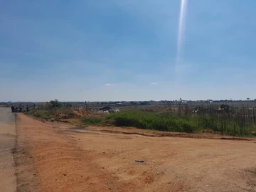 Commercial & Industrial Land