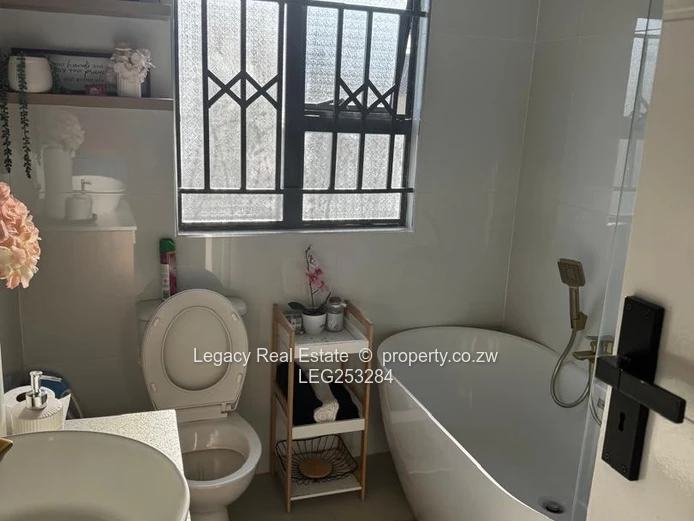 Modern 3-Bed Budiriro Home - Borehole, Bath & Backyard