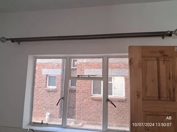 2 Bedroom Flat & Apartment