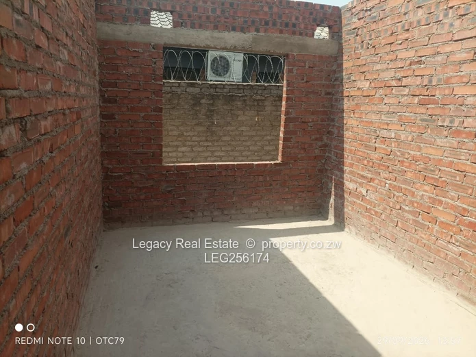 4-Bed Unfinished Home in Fidelity (240m²) with Borehole