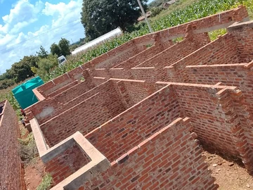 6 Bedroom House