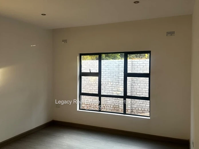 Mount Pleasant 3-Bed Townhouse with Double-Height Kitchen