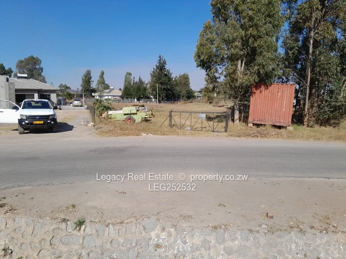 Prime 2,300m² Arlington Stand with Main Road Frontage (Sole Mandate)