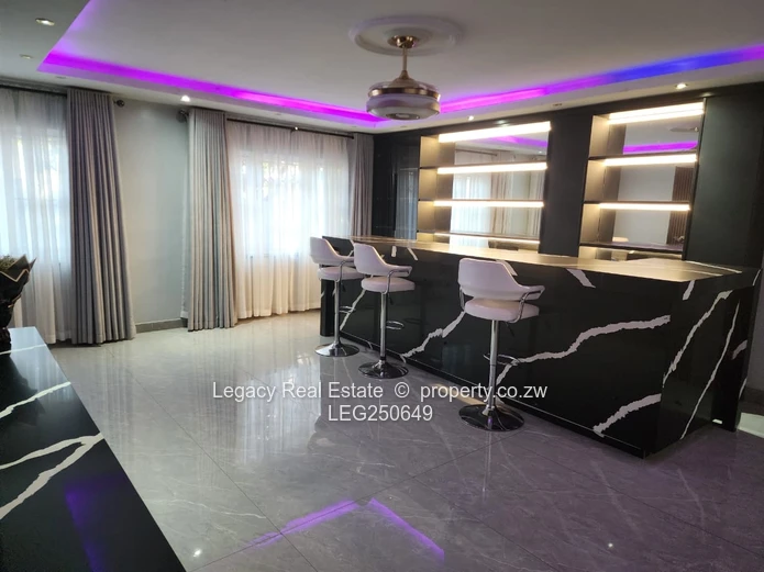 Executive Family Home With Walk-In Closet & Entertainment Area