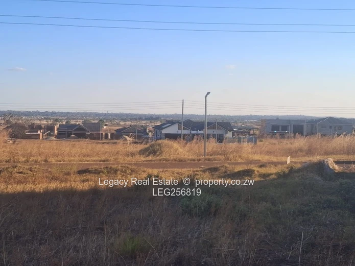800m² Stand in Nyeredzi Ridge — Elevated Views & Tarred Roads