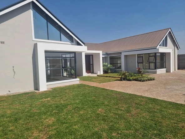 5 Bedroom House