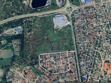 Commercial & Industrial Land