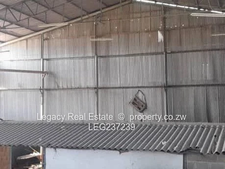 Prime Roadfront Commercial Property, Willovale Road.