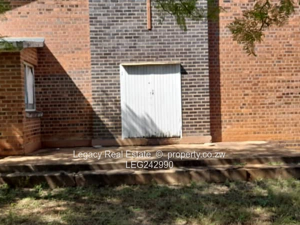 Commercial Space / Crèche for Rent – Watershford, Bulawayo