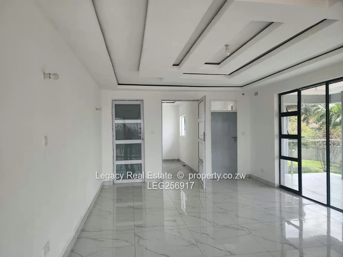Borrowdale 6-Bed Luxury Home with Borehole & Garden
