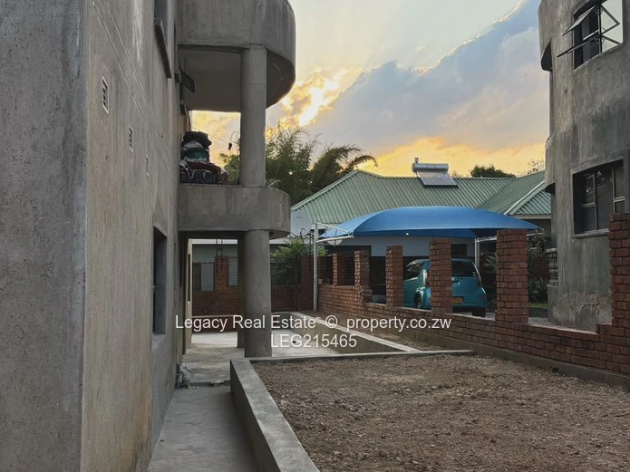 Luxurious 4-Bed Townhouse with Borehole in Glen Lorne