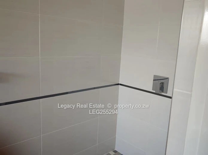 Marlborough: Modern 4-Bed Double-Storey, Fully Furnished & Borehole