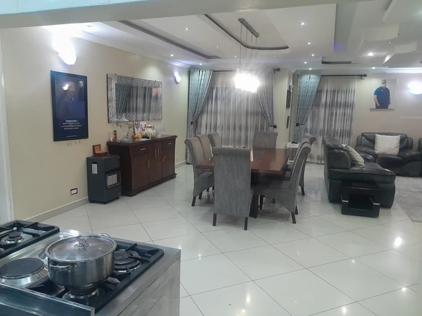4 Bedroom Townhouse Complex