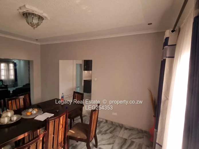 Modern 5BR/3BA in Sandton Park, Harare West — 1000m² + Borehole (Sole Mandate)