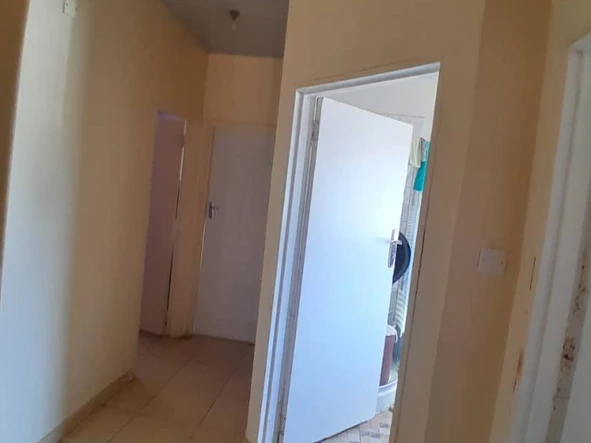 4 Bedroom Flat & Apartment