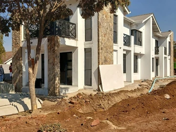 4 Bedroom Townhouse Complex